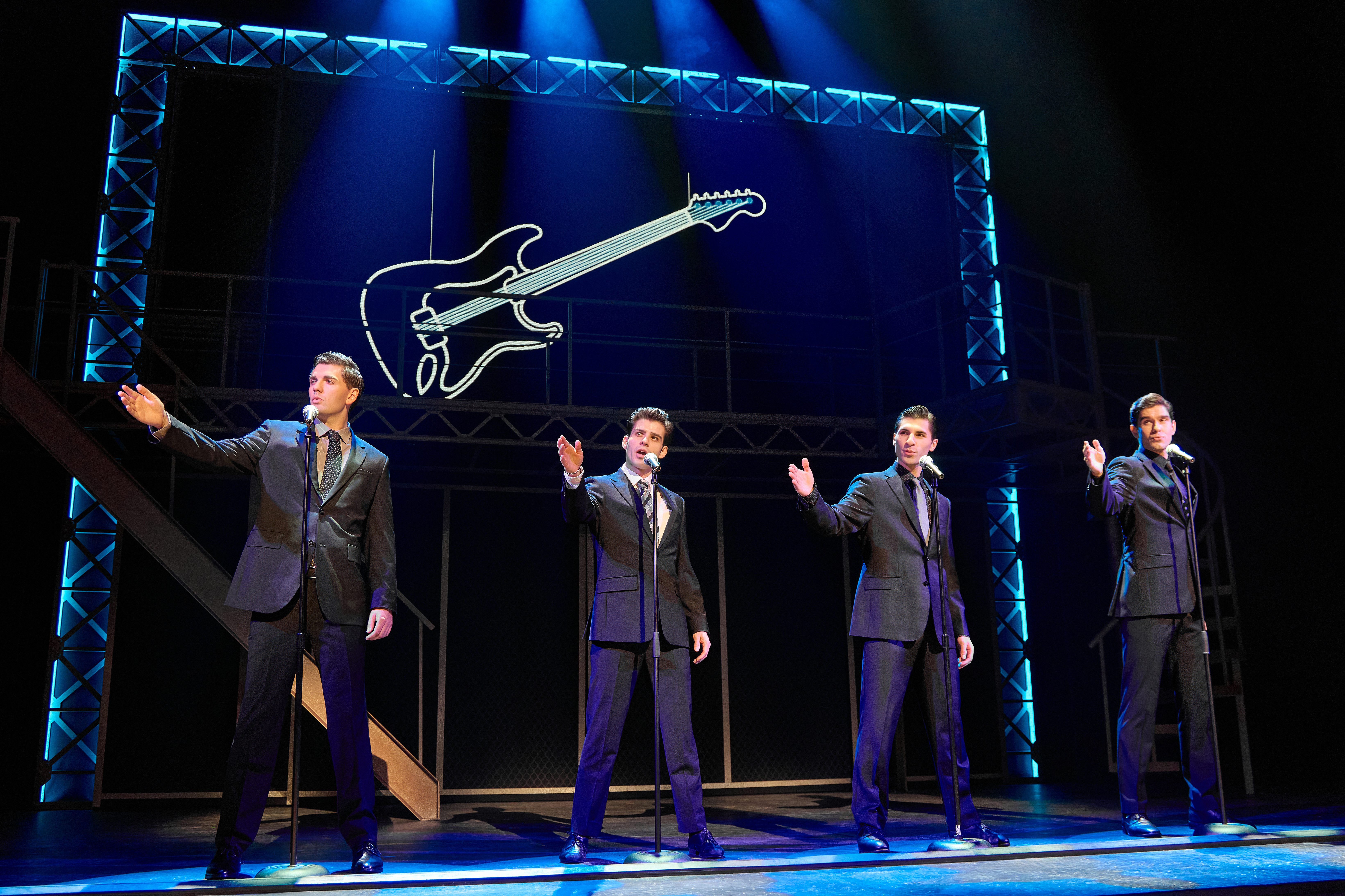 17 Jerseyboys20th 1844 Ragdoll Photobyjeremydaniel